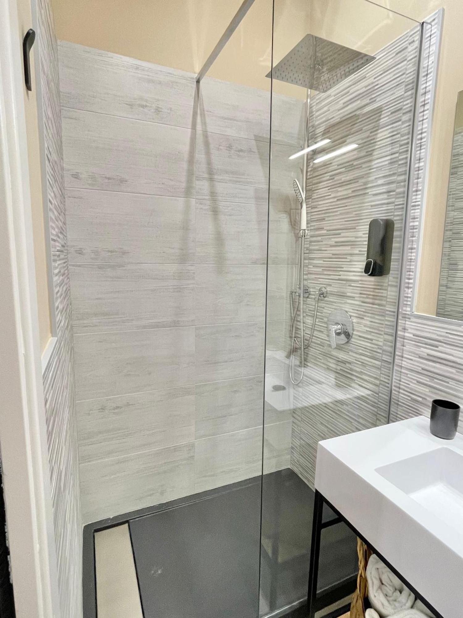 Regina Elena Rooms Пескара Екстериор снимка