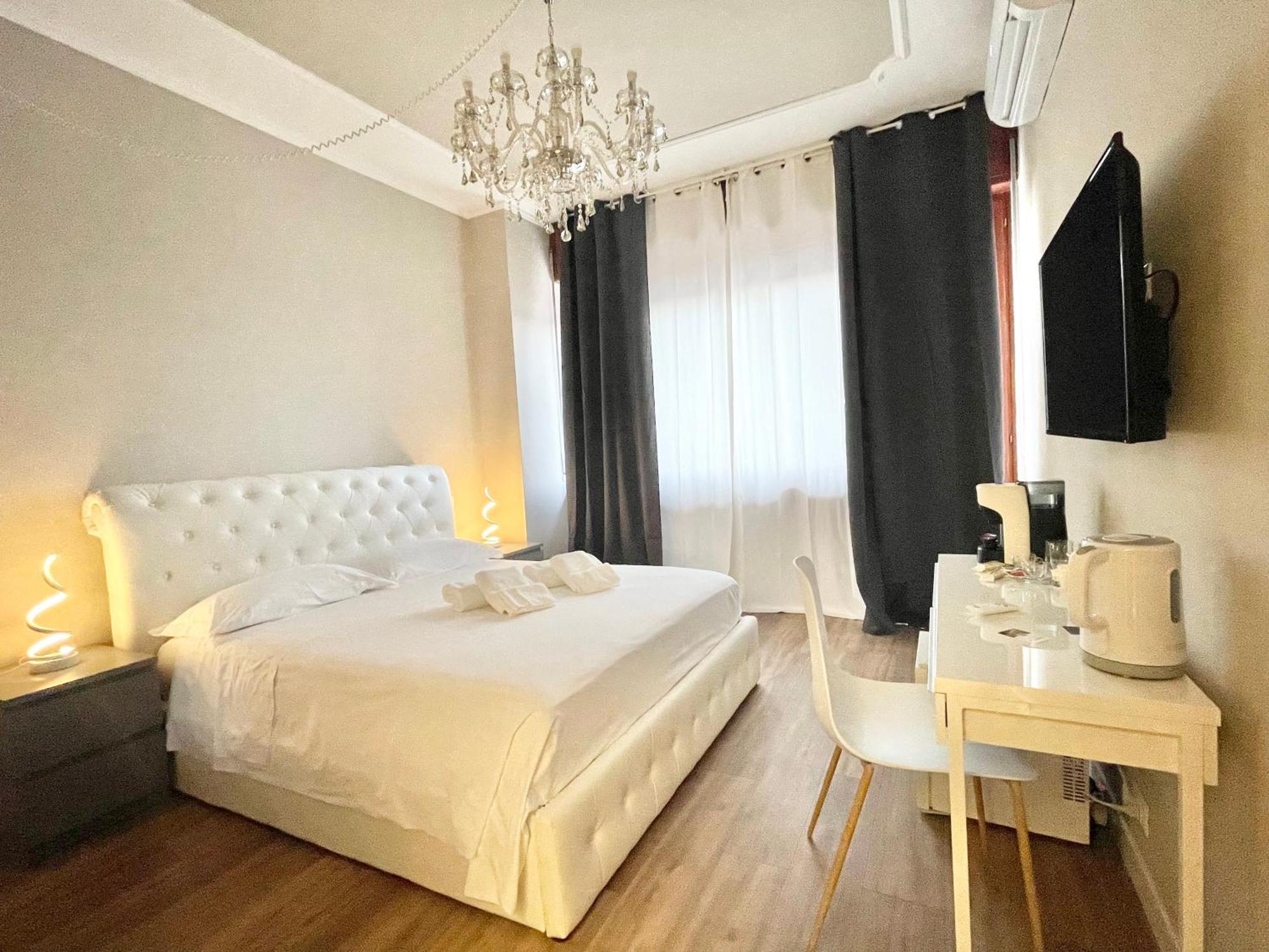 Regina Elena Rooms Пескара Екстериор снимка